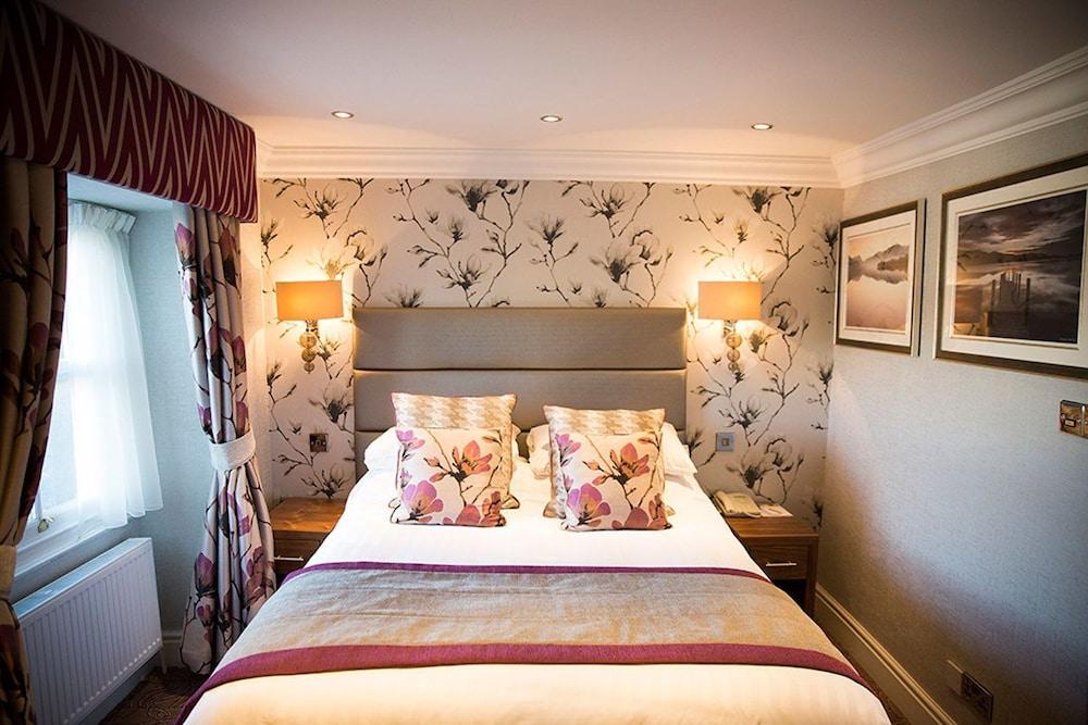The George Hotel Пенріт Екстер'єр фото