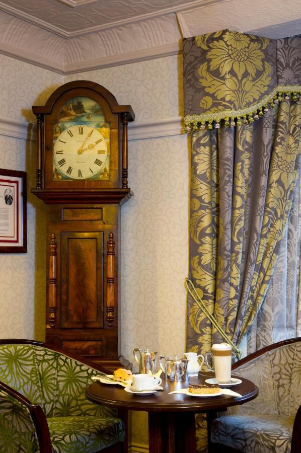 The George Hotel Пенріт Екстер'єр фото
